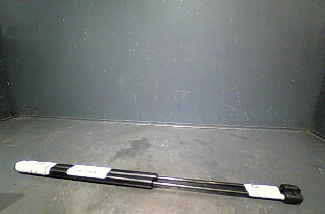 Verin droit hayon Seat IBIZA II (6K1) 1.4 i (1993-2002) occasion