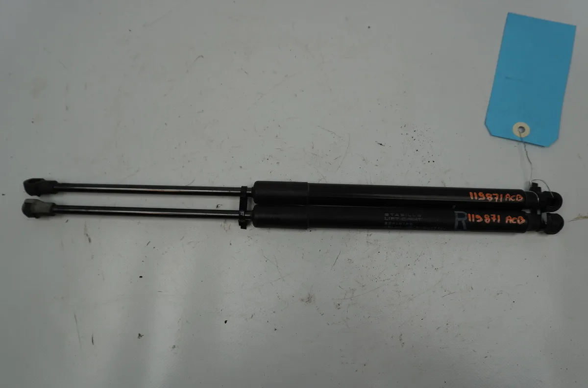 Verin droit hayon Toyota YARIS (_P9_) 1.4 d-4d (nlp90_) (2005-2012) occasion