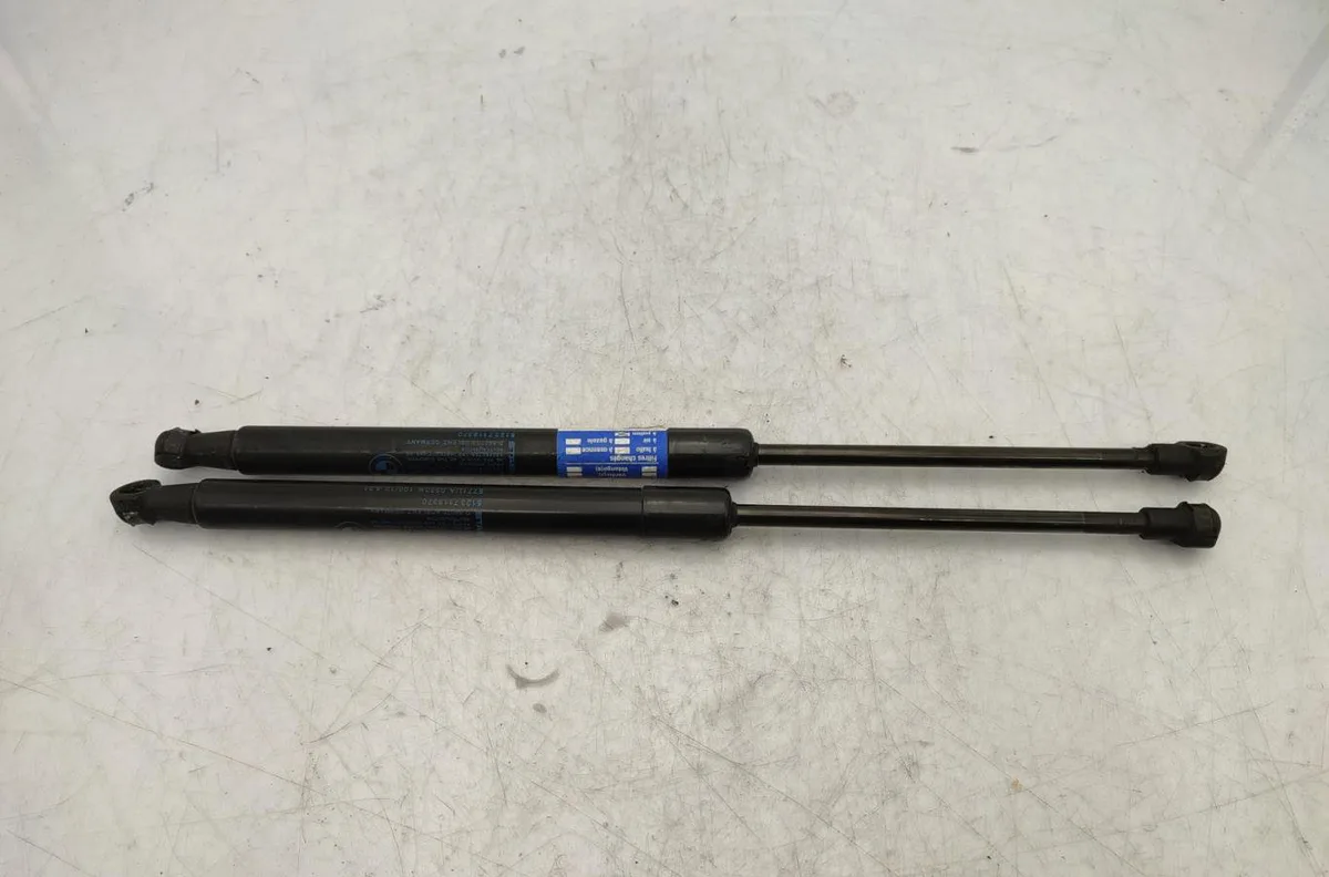Verin g capot BMW SERIE 1 E87 PHASE 2 occasion
