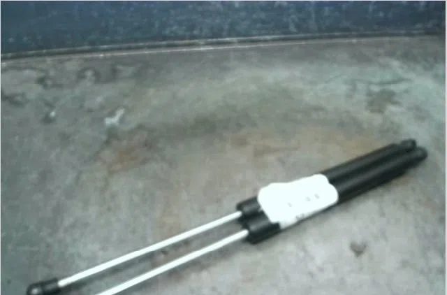 Verin gauche hayon Citroën DS3 (SA_) 1.6 hdi 90 (2009-2015) 3 portes occasion