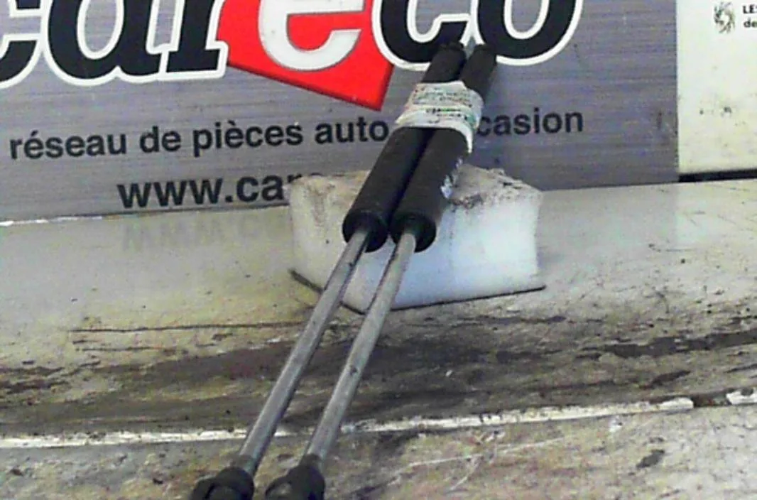 Verin gauche hayon Citroen SAXO (S0, S1) 1.1 x, sx (1996-2003) 5 portes occasion