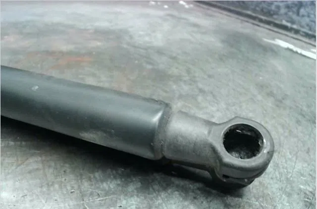 Verin gauche hayon Nissan QASHQAI - QASHQAI 2 I (J10, NJ10, JJ10E) 1.5 dci (2010-2013) 5 portes occasion