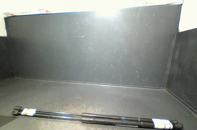 Verin gauche hayon Opel CORSA D (S07) 1.4 (l08, l68) (2006-2014) 3 portes occasion