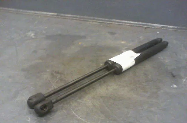 Verin gauche hayon Volkswagen GOLF V (1K1) 1.9 tdi (2003-2008) occasion