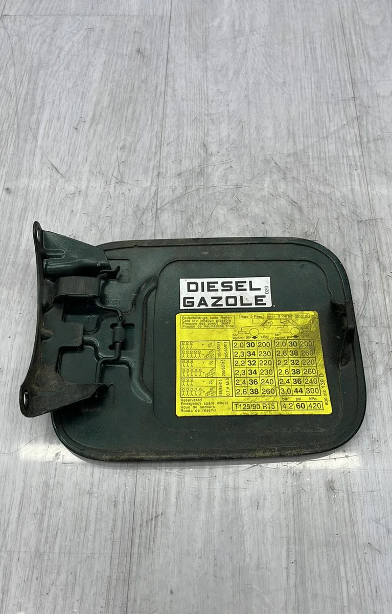 Volet de trappe carburant AUDI A4 1 PHASE 1 occasion