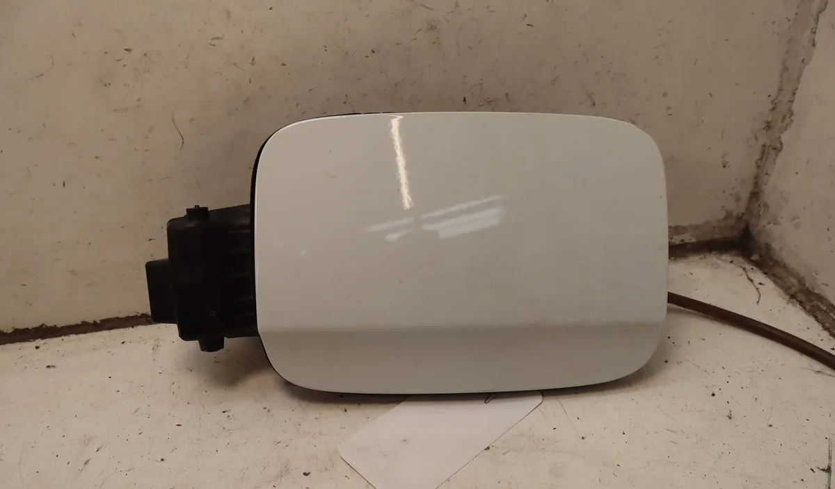 Volet de trappe carburant Audi Q3 (8UB, 8UG) 2.0 tdi (2011-2018) occasion