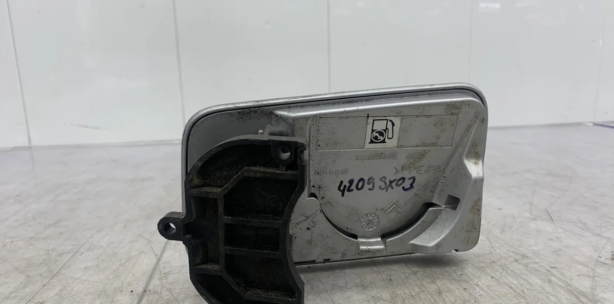 Volet de trappe carburant CITROEN XANTIA PHASE 2 occasion