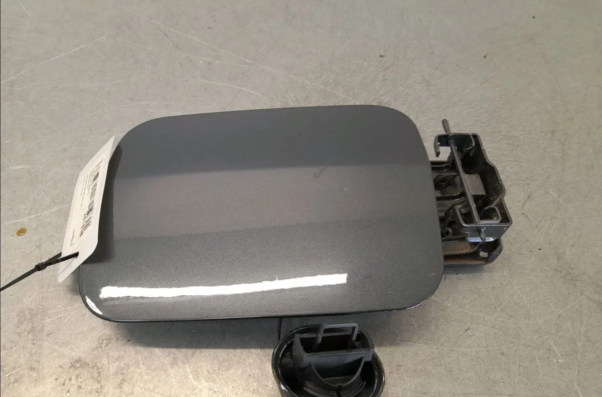 Volet de trappe carburant Dacia DUSTER (HM_) 1.0 lpg (hmmt) (2019) occasion