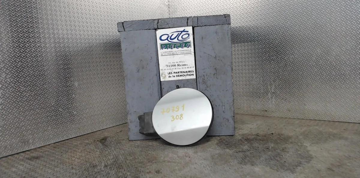 Volet de trappe carburant PEUGEOT 308 2 SW 308 2 SW PHASE 1 BREAK occasion