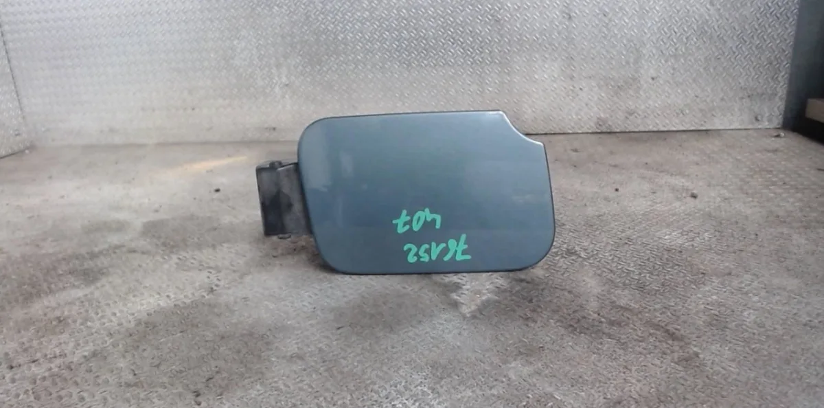 Volet de trappe carburant PEUGEOT 407  407 PHASE 1 BREAK occasion