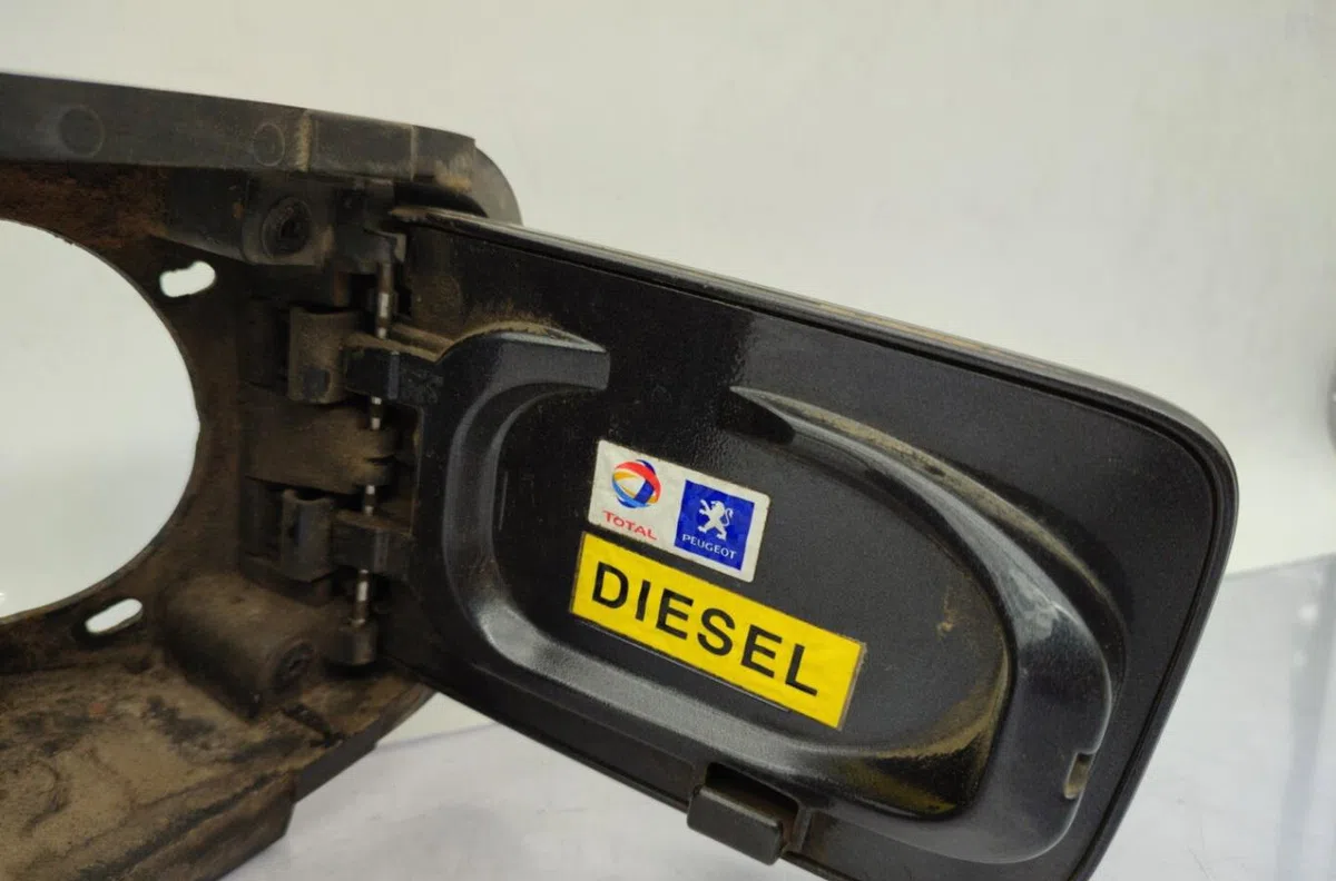 Volet de trappe carburant PEUGEOT 607 PHASE 2 occasion