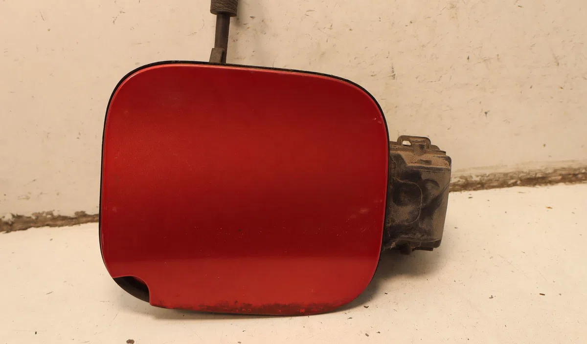 Volet de trappe carburant Renault CAPTUR I (J5_, H5_) 1.5 dci 110 (2015) 5 portes occasion