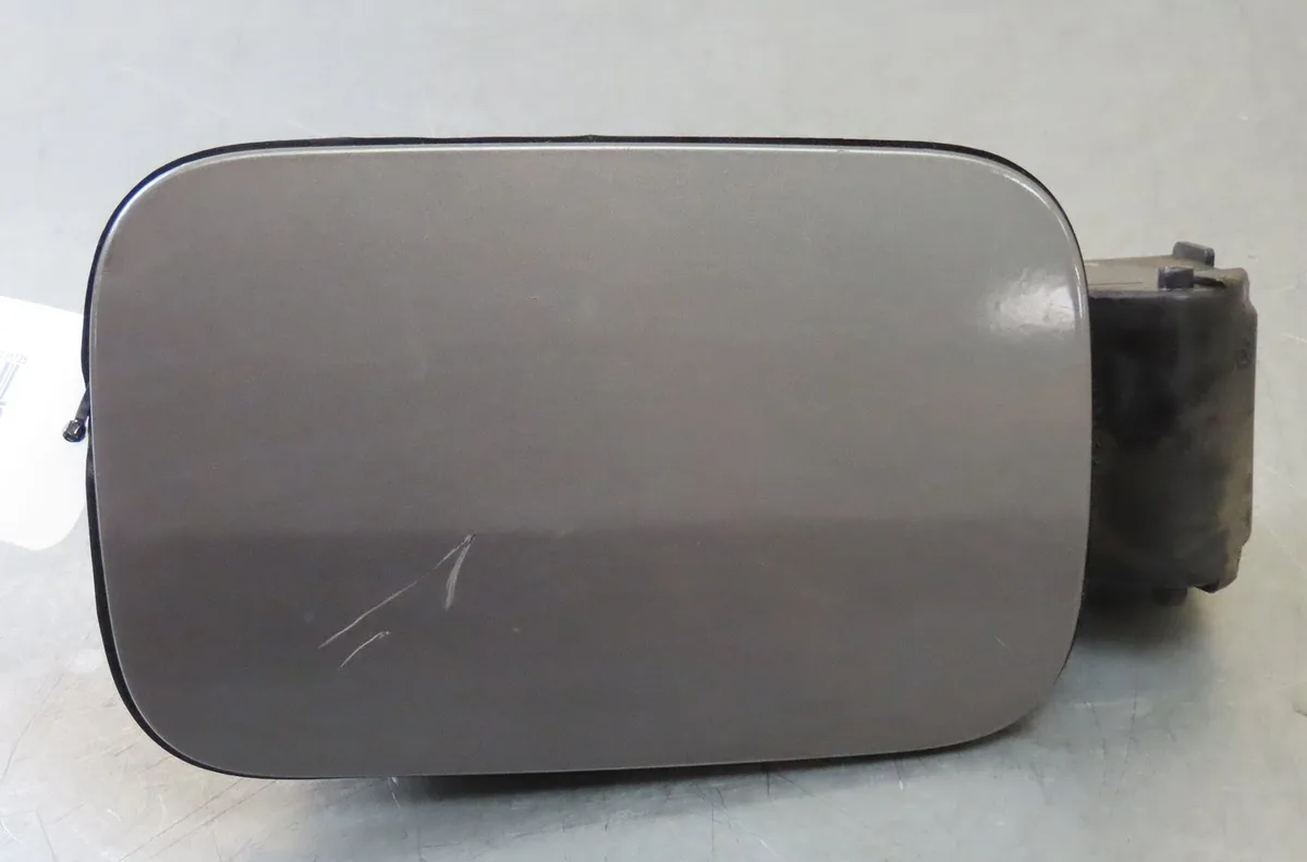 Volet de trappe carburant Renault GRAND SCÉNIC II (JM0-1_) 1.9 dci (jm0g, jm12, jm1g, jm2c) (2004-2006) occasion