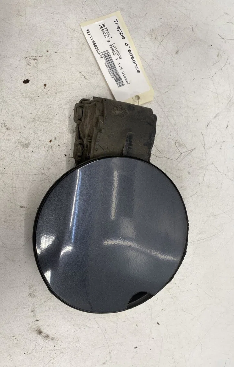 Volet de trappe carburant Renault MEGANE III 3-5 portes (BZ0-1_, B3_) 1.5 dci (2009) 5 portes occasion