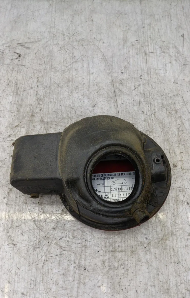 Volet de trappe carburant SEAT IBIZA 3 PHASE 1 occasion