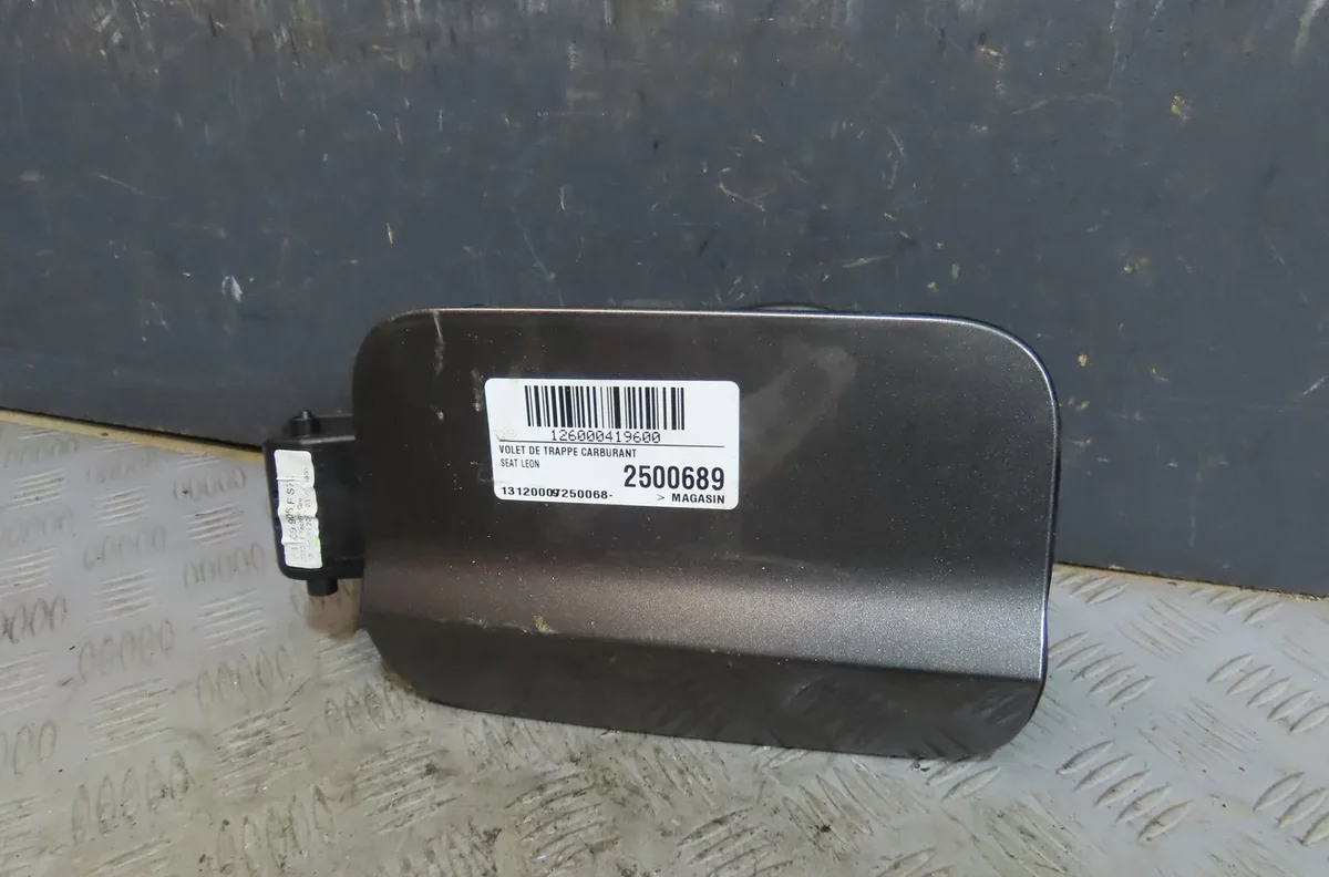 Volet de trappe carburant Seat LEON (5F1) 1.2 tsi (2012-2018) occasion